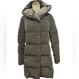 Cole Haan Signature Women’s Puffer Jacket in Gray